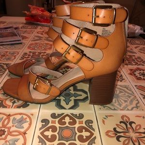 Nine West Gladiator Heel